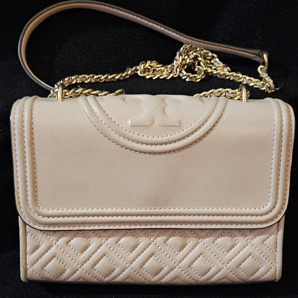 Tory Burch Handbags - Tory Burch Elegant Fleming Blush Pink Quilted Shoulder Bag